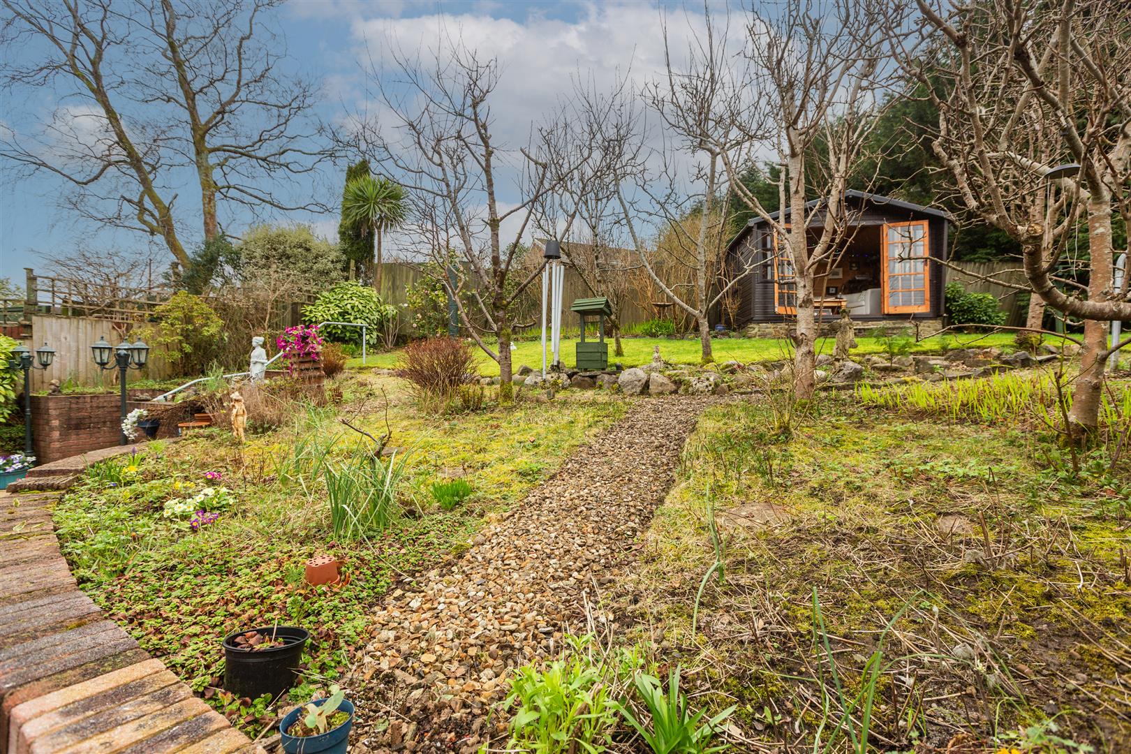 Furze Crescent, Morriston, Swansea, SA6 6BP